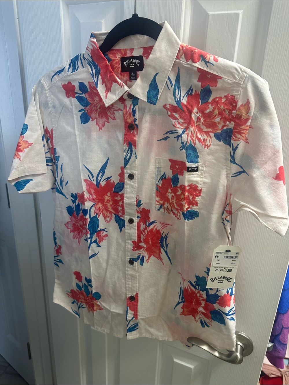 Billabong White Short-Sleeve Button-Down with Red Floral and Blue Leaves - Picture 1 of 4